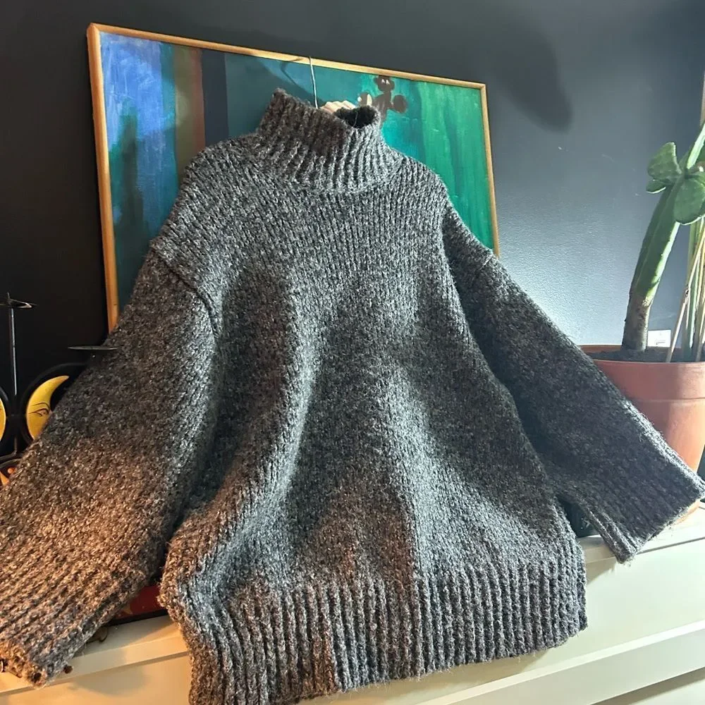 Zara Charcoal Gray Chunky Turtleneck Sweater - Picture 3 of 16